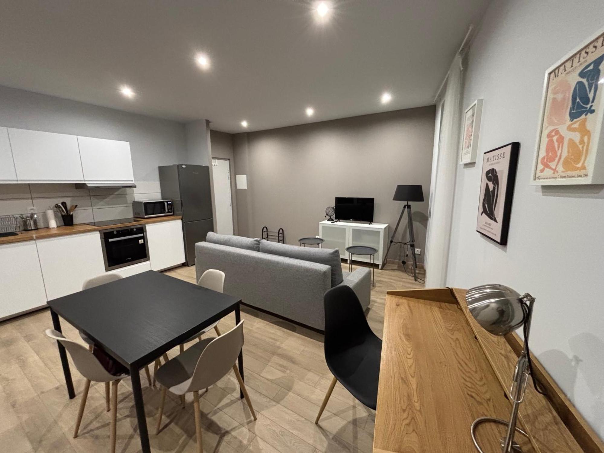 Immeuble La Doa Proche Chu Apartment Saint-Priest-en-Jarez Exterior foto